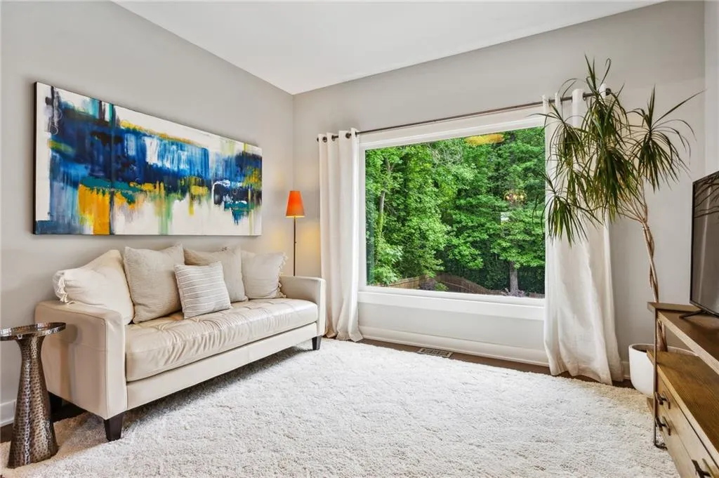 220 Marchand Court, Atlanta, Georgia 30328, 4 Bedrooms Bedrooms, ,3 BathroomsBathrooms,Residential,Sold,220 Marchand Court,7381007