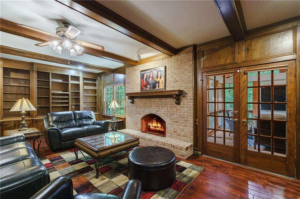 8090 Habersham Waters Road, Sandy Springs, Georgia 30350, 4 Bedrooms Bedrooms, ,3 BathroomsBathrooms,Residential,Sold,8090 Habersham Waters Road,7315352