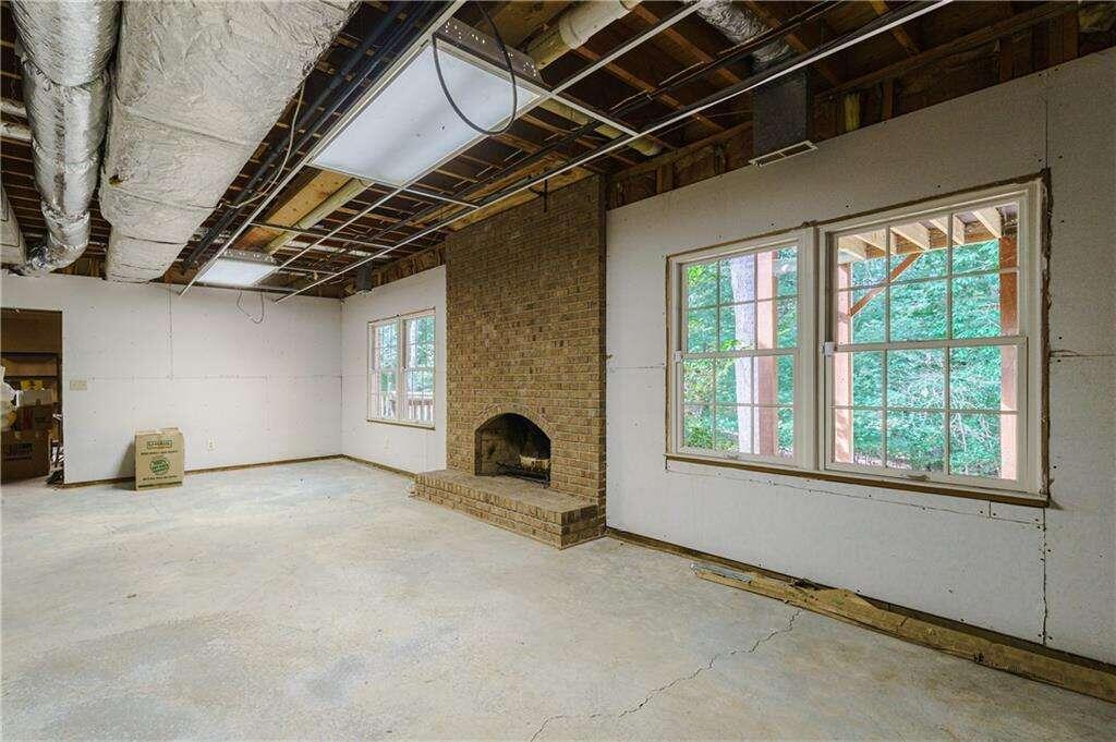 8090 Habersham Waters Road, Sandy Springs, Georgia 30350, 4 Bedrooms Bedrooms, ,3 BathroomsBathrooms,Residential,Sold,8090 Habersham Waters Road,7315352