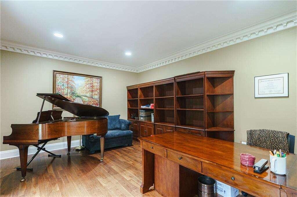 8090 Habersham Waters Road, Sandy Springs, Georgia 30350, 4 Bedrooms Bedrooms, ,3 BathroomsBathrooms,Residential,Sold,8090 Habersham Waters Road,7315352