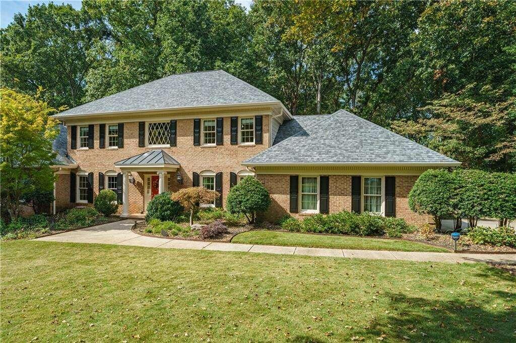 8090 Habersham Waters Road, Sandy Springs, Georgia 30350, 4 Bedrooms Bedrooms, ,3 BathroomsBathrooms,Residential,Sold,8090 Habersham Waters Road,7315352