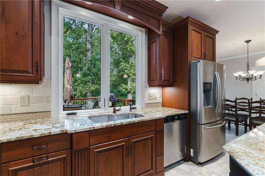 8090 Habersham Waters Road, Sandy Springs, Georgia 30350, 4 Bedrooms Bedrooms, ,3 BathroomsBathrooms,Residential,Sold,8090 Habersham Waters Road,7315352