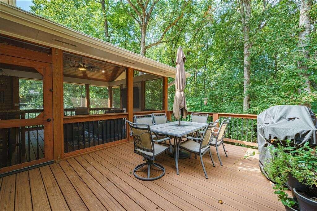 8090 Habersham Waters Road, Sandy Springs, Georgia 30350, 4 Bedrooms Bedrooms, ,3 BathroomsBathrooms,Residential,Sold,8090 Habersham Waters Road,7315352