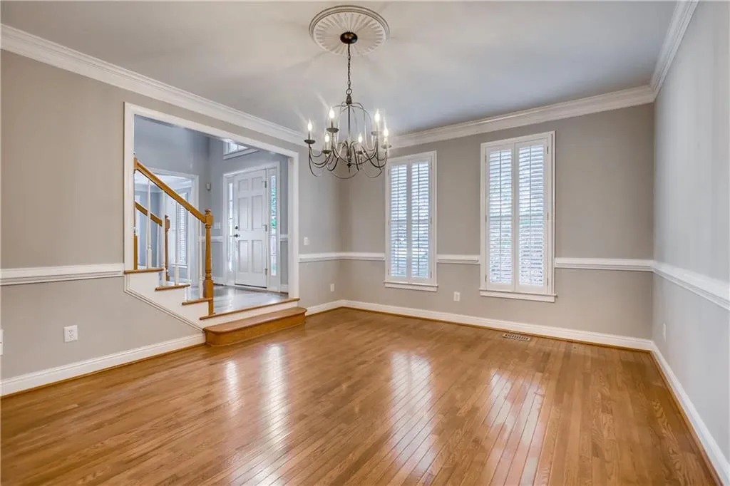 530 Fountain Oaks Way, Sandy Springs, Georgia 30342, 4 Bedrooms Bedrooms, ,3 BathroomsBathrooms,Residential,Sold,530 Fountain Oaks Way,6554174