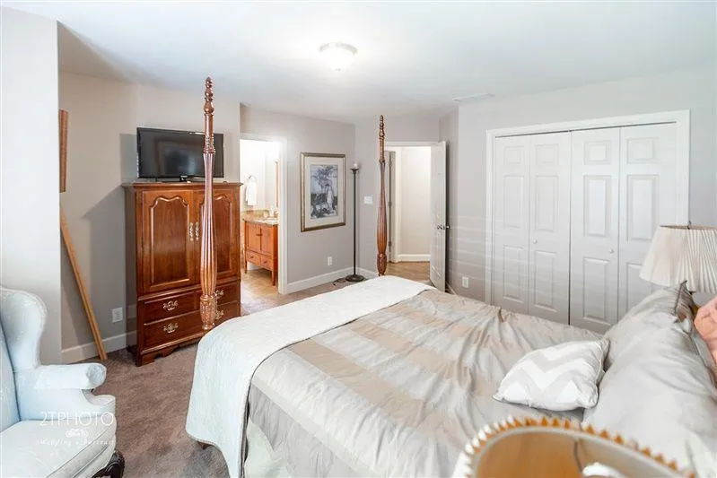 205 Ledgemont Court, Atlanta, Georgia 30342, 4 Bedrooms Bedrooms, ,3 BathroomsBathrooms,Residential,Sold,205 Ledgemont Court,7225369