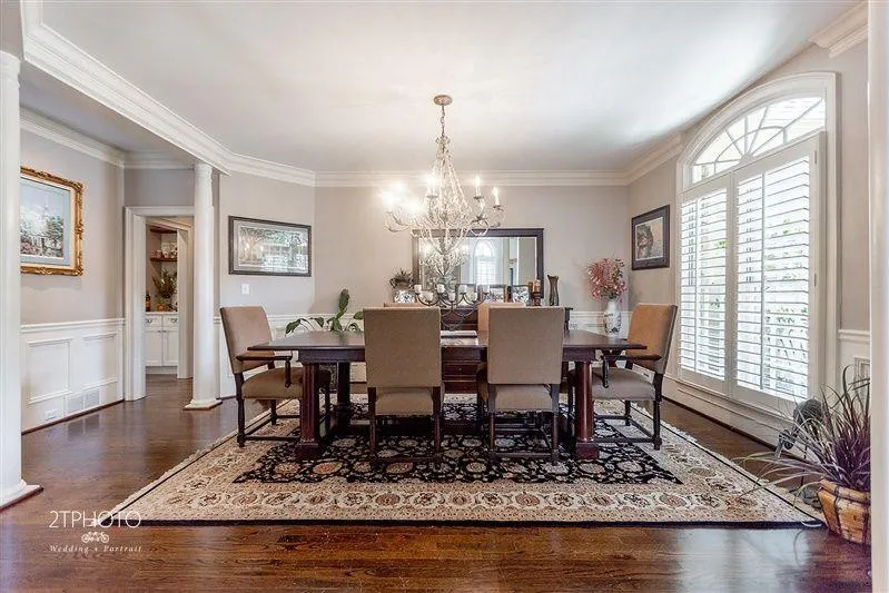 205 Ledgemont Court, Atlanta, Georgia 30342, 4 Bedrooms Bedrooms, ,3 BathroomsBathrooms,Residential,Sold,205 Ledgemont Court,7225369