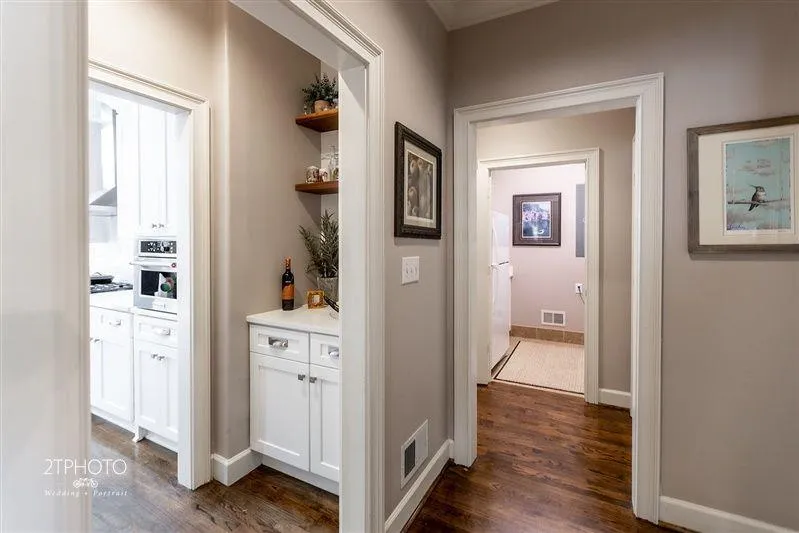 205 Ledgemont Court, Atlanta, Georgia 30342, 4 Bedrooms Bedrooms, ,3 BathroomsBathrooms,Residential,Sold,205 Ledgemont Court,7225369