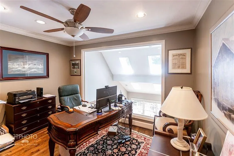205 Ledgemont Court, Atlanta, Georgia 30342, 4 Bedrooms Bedrooms, ,3 BathroomsBathrooms,Residential,Sold,205 Ledgemont Court,7225369