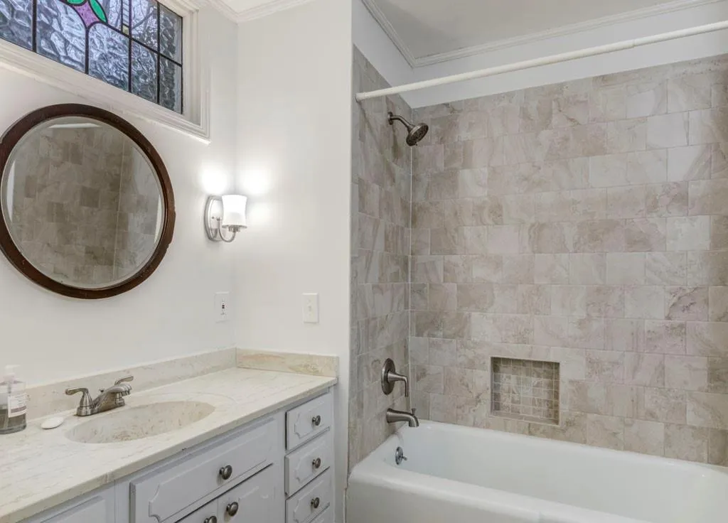 960 Edgewater Drive, Sandy Springs, Georgia 30328, 5 Bedrooms Bedrooms, ,3 BathroomsBathrooms,Residential,Sold,960 Edgewater Drive,6677958