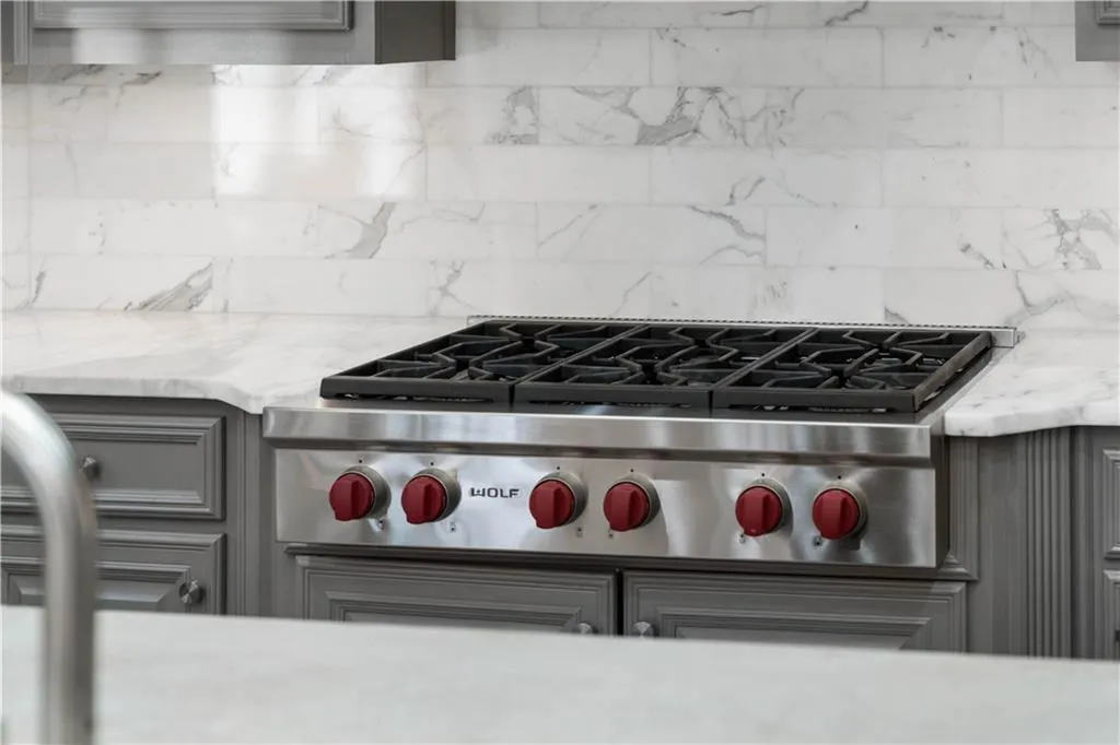 275 Trimble Crest Drive, Atlanta, Georgia 30342, 5 Bedrooms Bedrooms, ,5 BathroomsBathrooms,Residential,Sold,275 Trimble Crest Drive,7190968