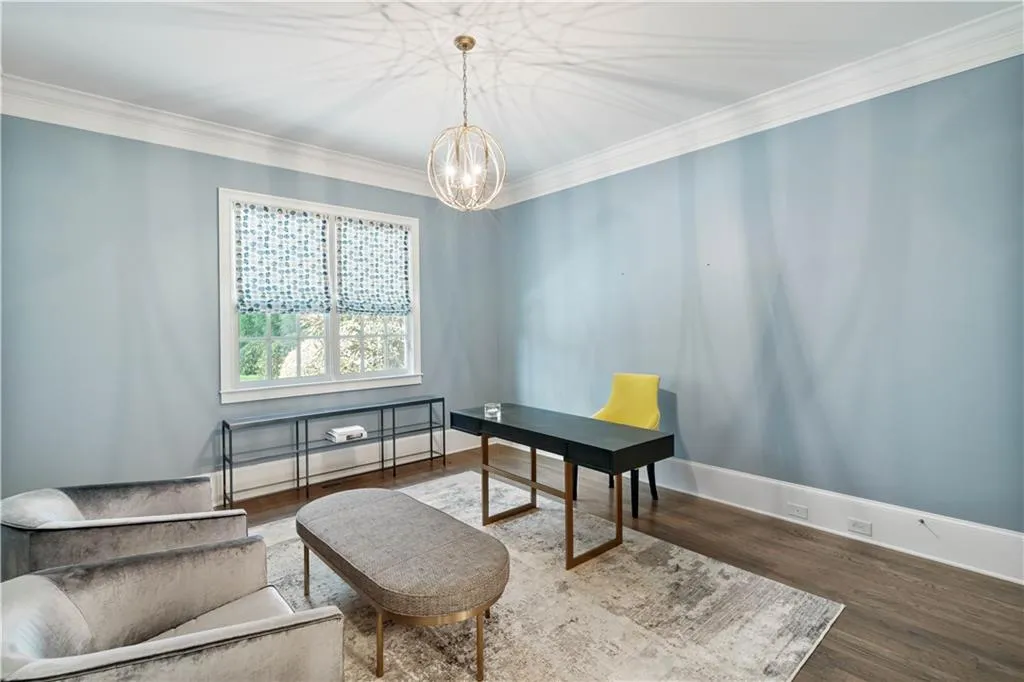 275 Trimble Crest Drive, Atlanta, Georgia 30342, 5 Bedrooms Bedrooms, ,5 BathroomsBathrooms,Residential,Sold,275 Trimble Crest Drive,7190968