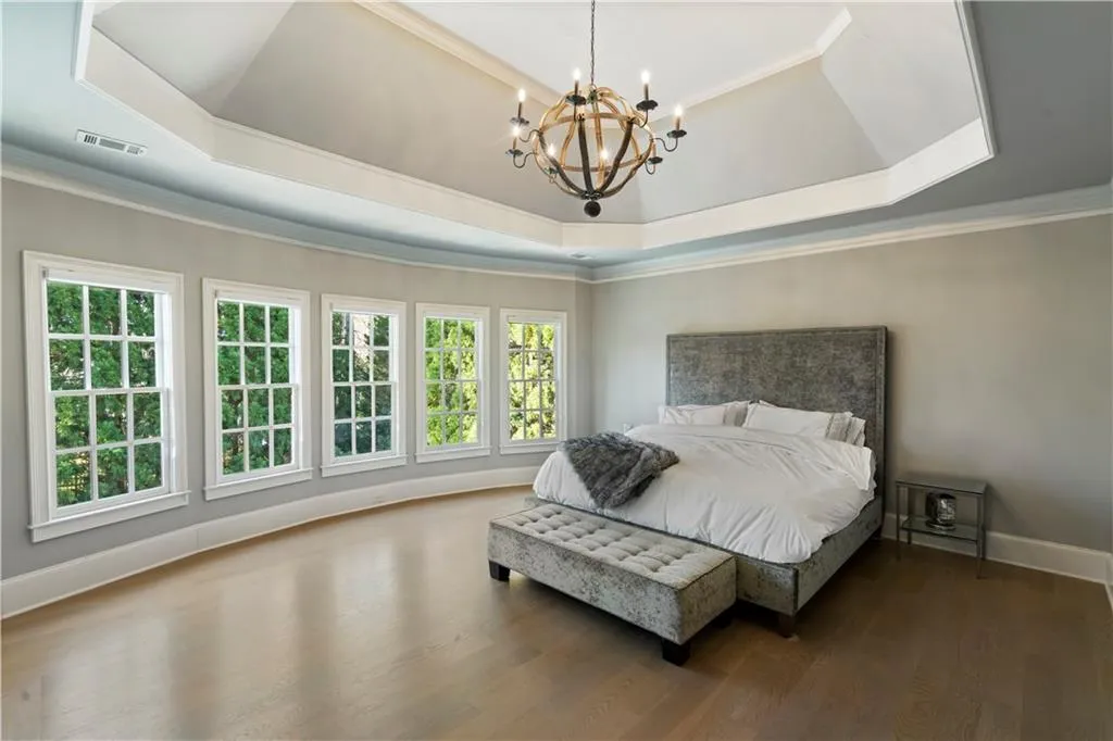 275 Trimble Crest Drive, Atlanta, Georgia 30342, 5 Bedrooms Bedrooms, ,5 BathroomsBathrooms,Residential,Sold,275 Trimble Crest Drive,7190968
