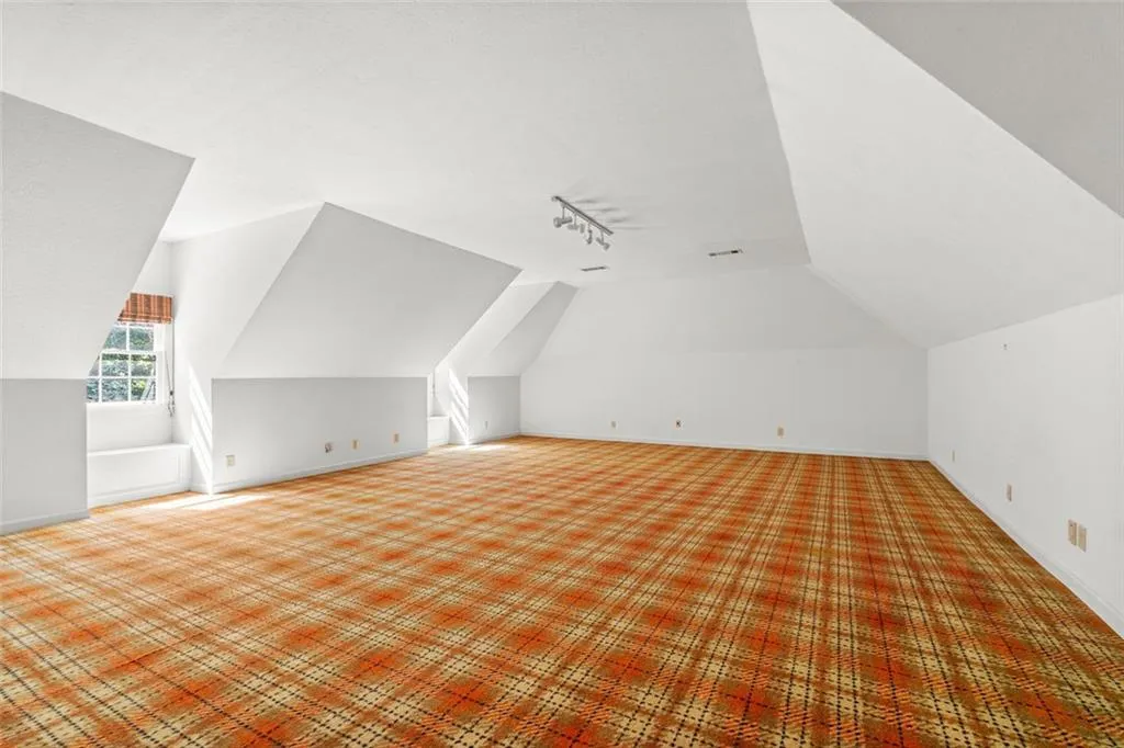 2nd Floor Bedroom/Game Room