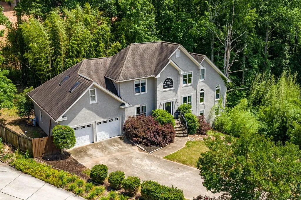 825 Mabry Road, Atlanta, Georgia 30328, 5 Bedrooms Bedrooms, ,3 BathroomsBathrooms,Residential,Sold,825 Mabry Road,6612337