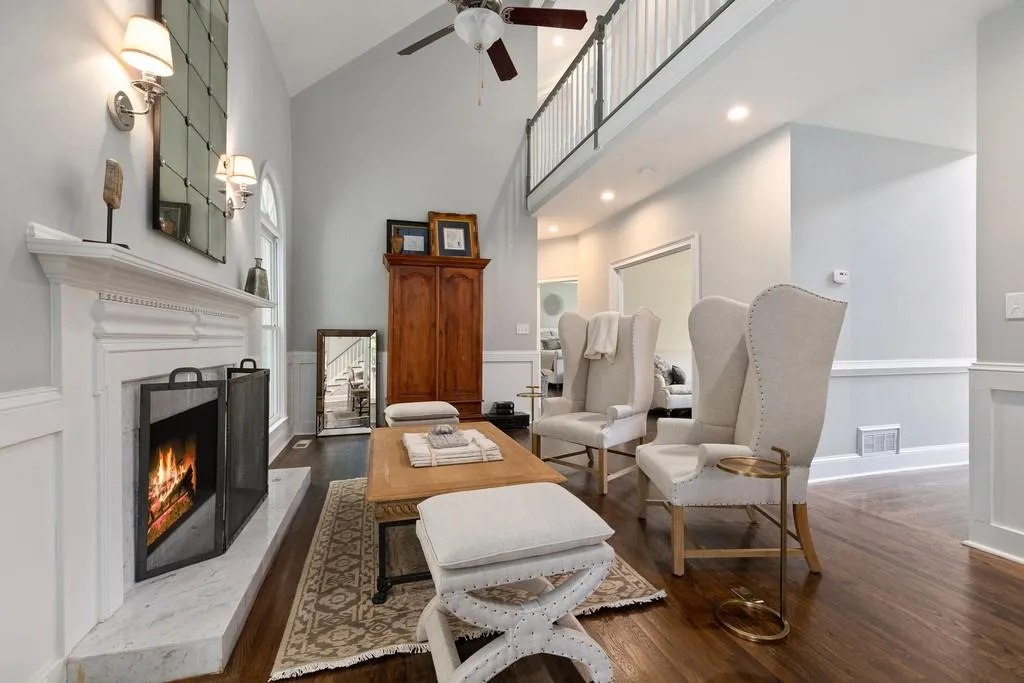 825 Mabry Road, Atlanta, Georgia 30328, 5 Bedrooms Bedrooms, ,3 BathroomsBathrooms,Residential,Sold,825 Mabry Road,6612337