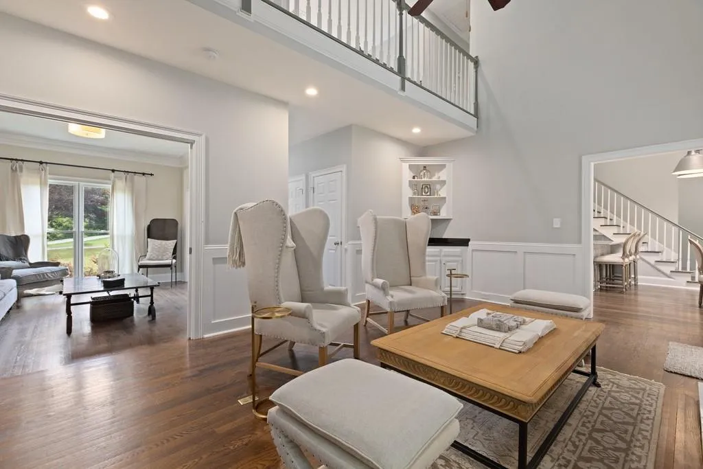 825 Mabry Road, Atlanta, Georgia 30328, 5 Bedrooms Bedrooms, ,3 BathroomsBathrooms,Residential,Sold,825 Mabry Road,6612337
