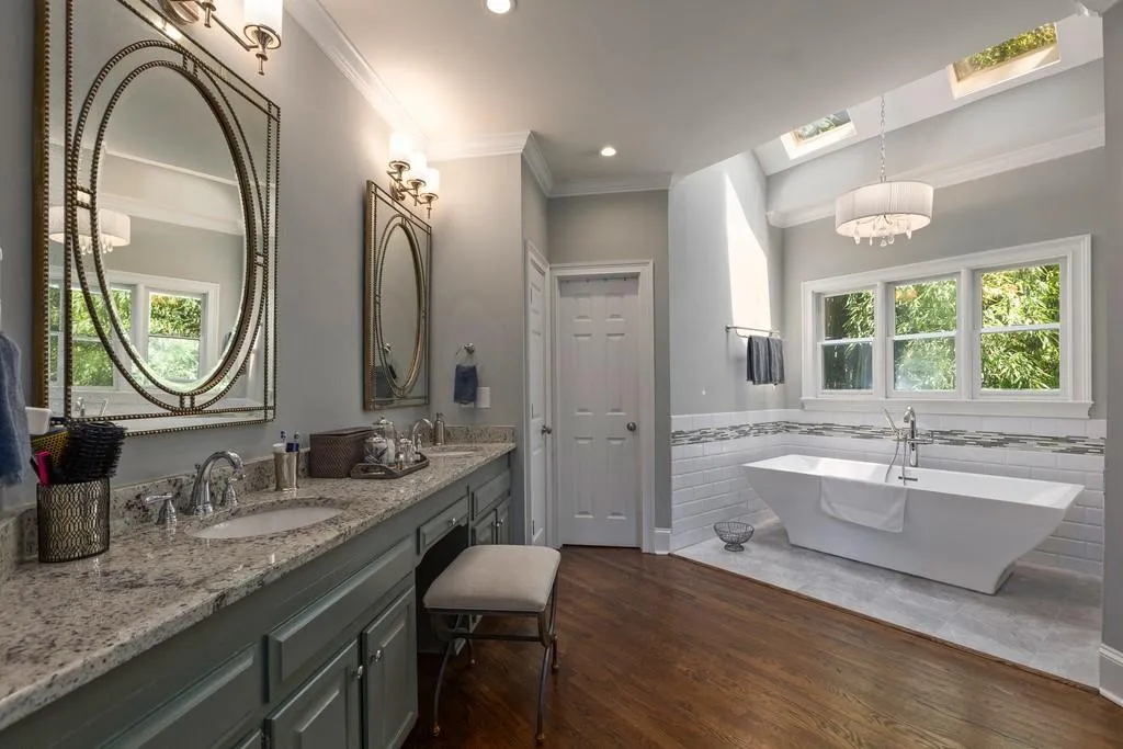 825 Mabry Road, Atlanta, Georgia 30328, 5 Bedrooms Bedrooms, ,3 BathroomsBathrooms,Residential,Sold,825 Mabry Road,6612337