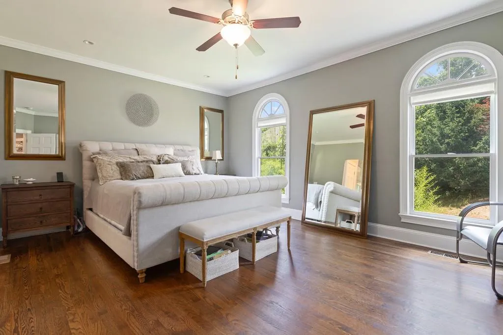 825 Mabry Road, Atlanta, Georgia 30328, 5 Bedrooms Bedrooms, ,3 BathroomsBathrooms,Residential,Sold,825 Mabry Road,6612337