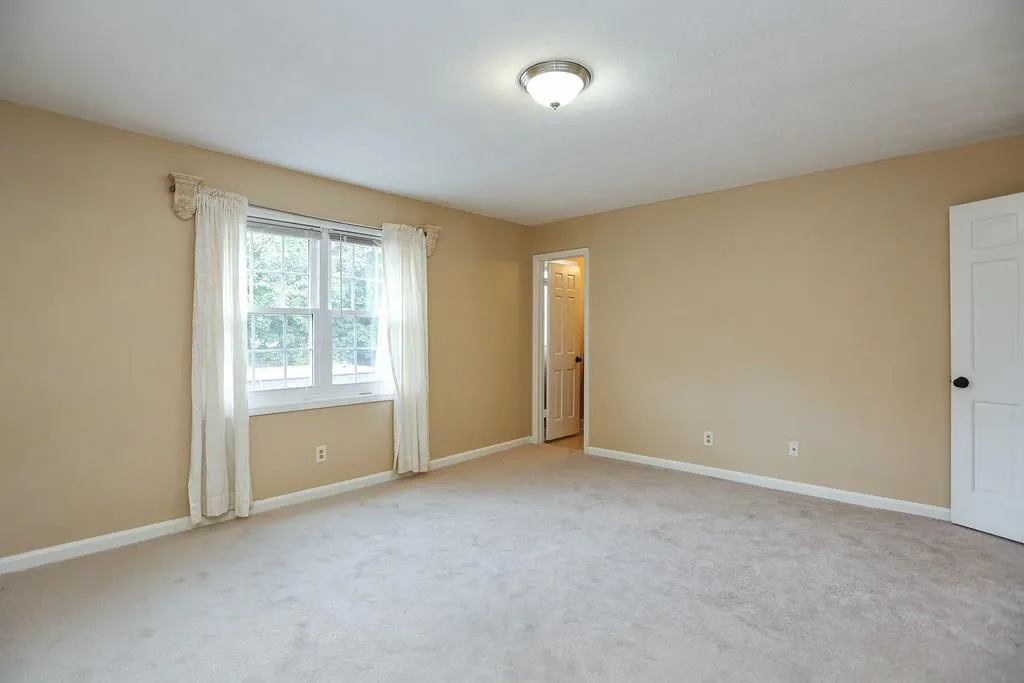 335 Winding River Drive Unit G, Sandy Springs, Georgia 30350, 2 Bedrooms Bedrooms, ,2 BathroomsBathrooms,Residential,Sold,335 Winding River Drive Unit G,6071174