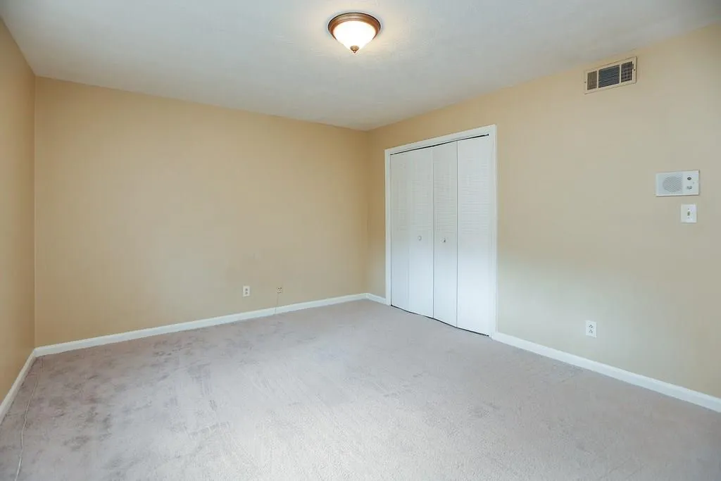 335 Winding River Drive Unit G, Sandy Springs, Georgia 30350, 2 Bedrooms Bedrooms, ,2 BathroomsBathrooms,Residential,Sold,335 Winding River Drive Unit G,6071174