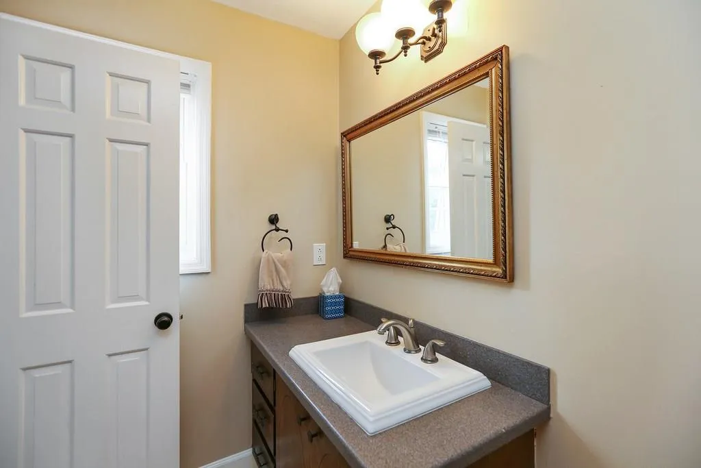 335 Winding River Drive Unit G, Sandy Springs, Georgia 30350, 2 Bedrooms Bedrooms, ,2 BathroomsBathrooms,Residential,Sold,335 Winding River Drive Unit G,6071174