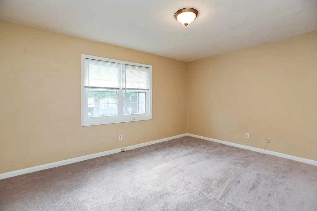 335 Winding River Drive Unit G, Sandy Springs, Georgia 30350, 2 Bedrooms Bedrooms, ,2 BathroomsBathrooms,Residential,Sold,335 Winding River Drive Unit G,6071174