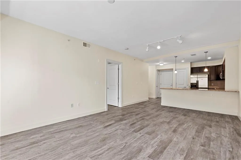 200 River Vista Drive Unit 516, Sandy Springs, Georgia 30339, 1 Bedroom Bedrooms, ,1 BathroomBathrooms,Residential,For Sale,200 River Vista Drive Unit 516,7721773