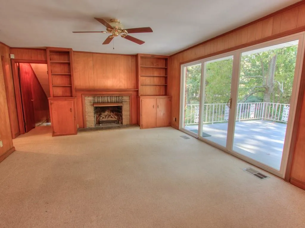 6835 Heathfield Drive, Sandy Springs, Georgia 30328, 5 Bedrooms Bedrooms, ,3 BathroomsBathrooms,Residential,Sold,6835 Heathfield Drive,5909519