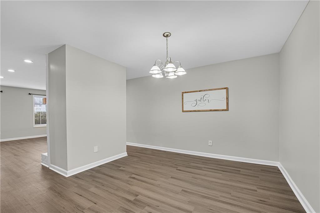 7750 Roswell Road Unit 9E, Sandy Springs, Georgia 30350, 3 Bedrooms Bedrooms, ,2 BathroomsBathrooms,Residential,Sold,7750 Roswell Road Unit 9E,7295823