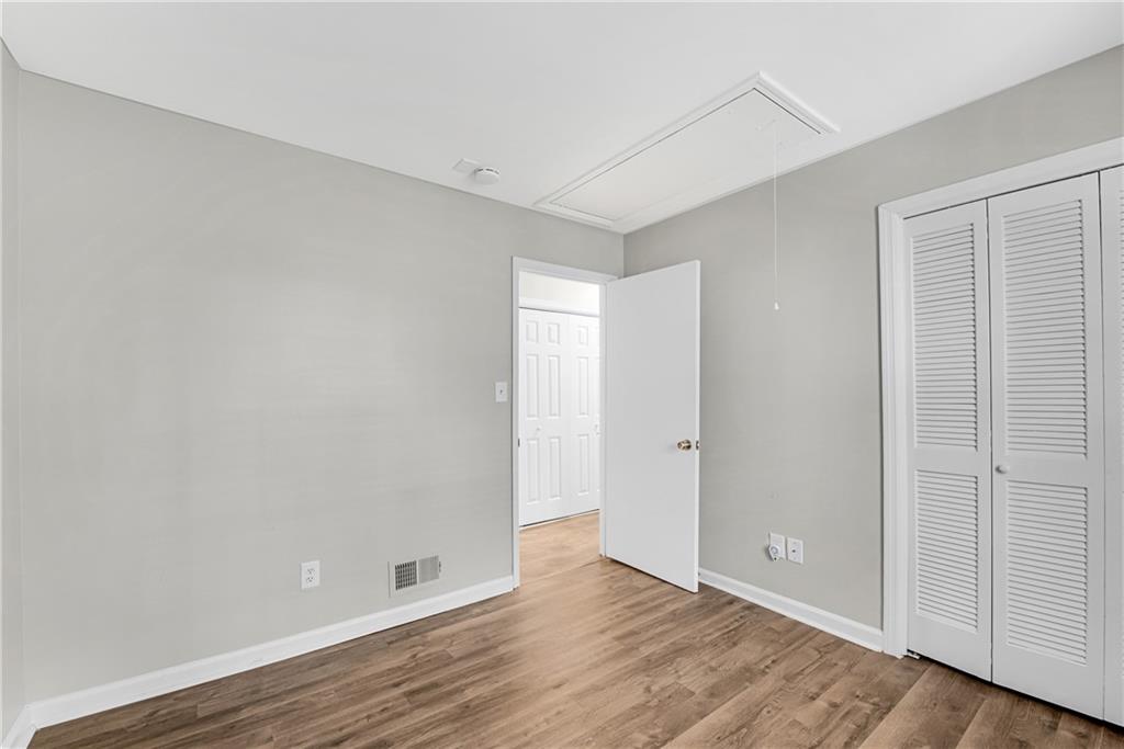 7750 Roswell Road Unit 9E, Sandy Springs, Georgia 30350, 3 Bedrooms Bedrooms, ,2 BathroomsBathrooms,Residential,Sold,7750 Roswell Road Unit 9E,7295823