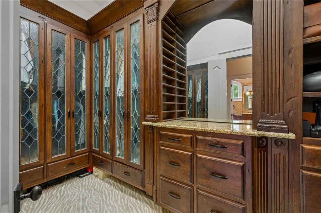 4320 Lakehaven Drive Ne, Atlanta, Georgia 30319, 6 Bedrooms Bedrooms, 0 ,7 BathroomsBathrooms,Residential,For Sale,4320 Lakehaven Drive Ne,7818055