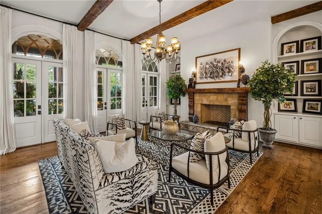4320 Lakehaven Drive Ne, Atlanta, Georgia 30319, 6 Bedrooms Bedrooms, 0 ,7 BathroomsBathrooms,Residential,For Sale,4320 Lakehaven Drive Ne,7818055