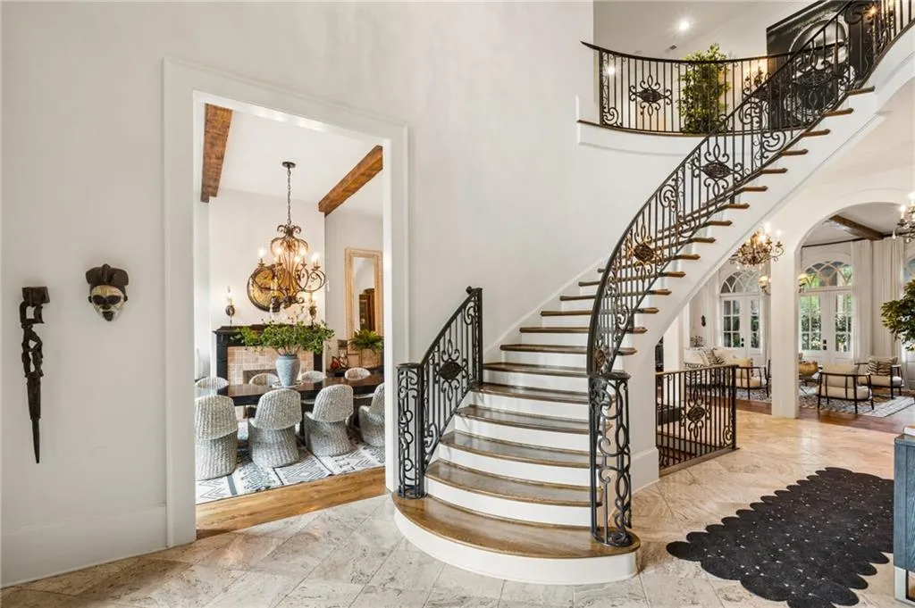 4320 Lakehaven Drive Ne, Atlanta, Georgia 30319, 6 Bedrooms Bedrooms, 0 ,7 BathroomsBathrooms,Residential,For Sale,4320 Lakehaven Drive Ne,7818055