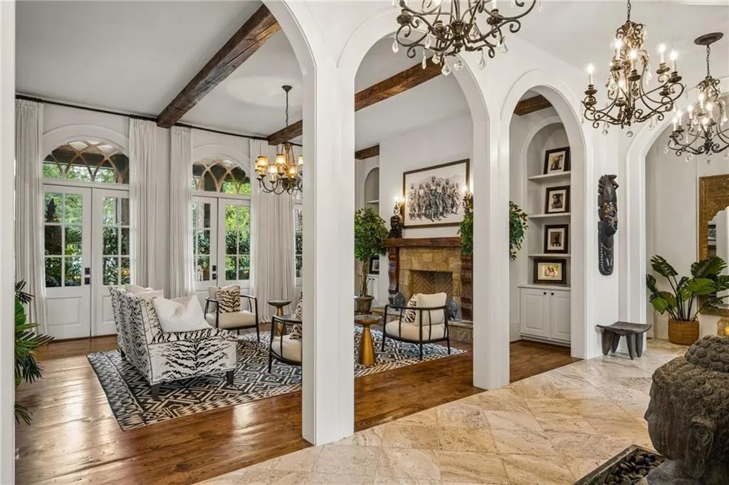 4320 Lakehaven Drive Ne, Atlanta, Georgia 30319, 6 Bedrooms Bedrooms, 0 ,7 BathroomsBathrooms,Residential,For Sale,4320 Lakehaven Drive Ne,7818055