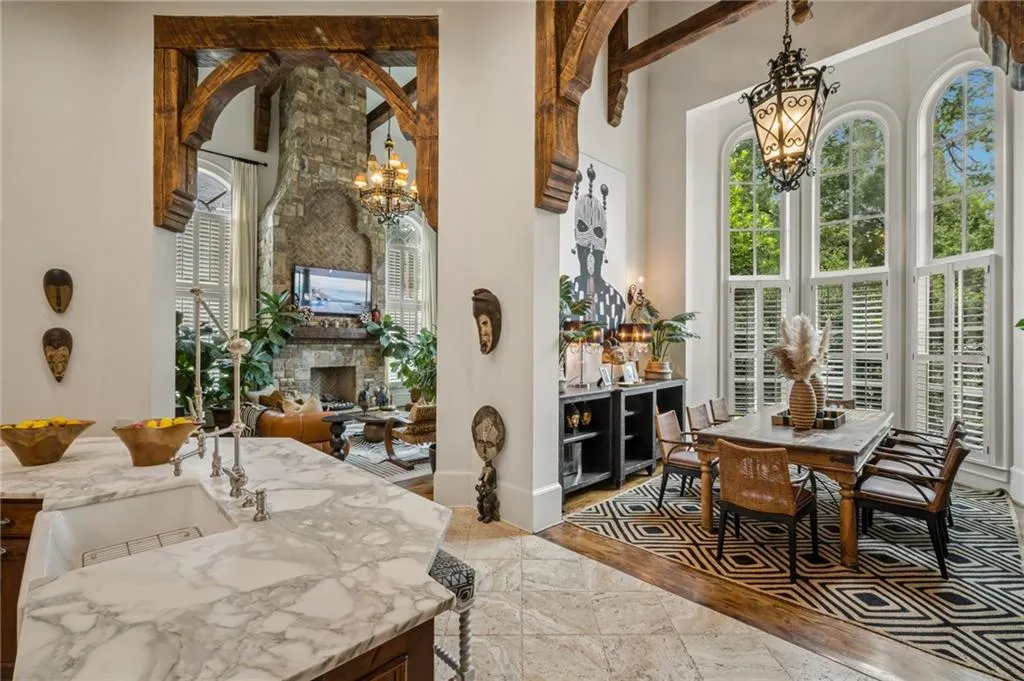 4320 Lakehaven Drive Ne, Atlanta, Georgia 30319, 6 Bedrooms Bedrooms, 0 ,7 BathroomsBathrooms,Residential,For Sale,4320 Lakehaven Drive Ne,7818055