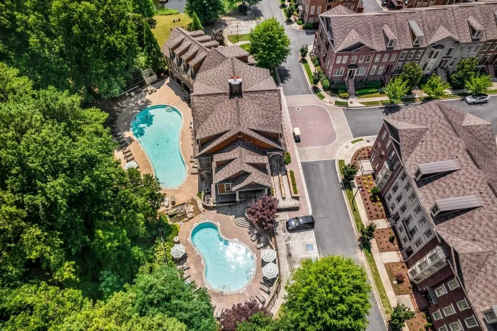 200 Riversedge Drive Unit 235, Atlanta, Georgia 30339, 3 Bedrooms Bedrooms, ,3 BathroomsBathrooms,Residential,Sold,200 Riversedge Drive Unit 235,7235769