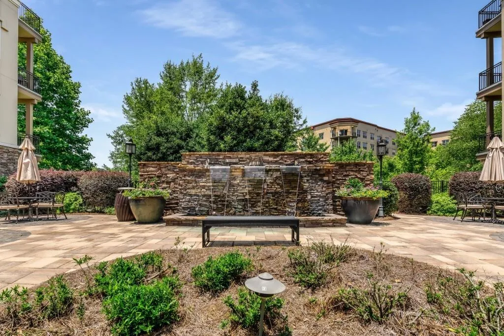 200 Riversedge Drive Unit 235, Atlanta, Georgia 30339, 3 Bedrooms Bedrooms, ,3 BathroomsBathrooms,Residential,Sold,200 Riversedge Drive Unit 235,7235769