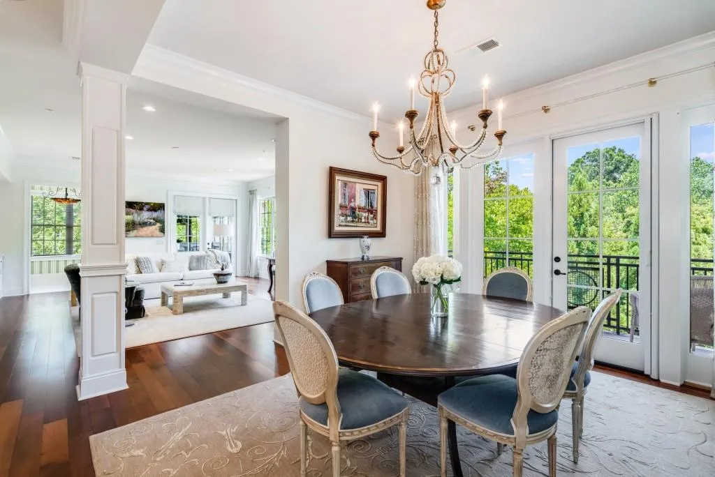 200 Riversedge Drive Unit 235, Atlanta, Georgia 30339, 3 Bedrooms Bedrooms, ,3 BathroomsBathrooms,Residential,Sold,200 Riversedge Drive Unit 235,7235769