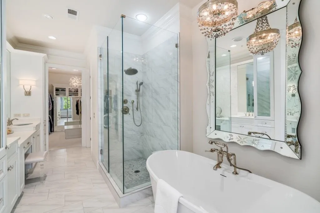 200 Riversedge Drive Unit 235, Atlanta, Georgia 30339, 3 Bedrooms Bedrooms, ,3 BathroomsBathrooms,Residential,Sold,200 Riversedge Drive Unit 235,7235769