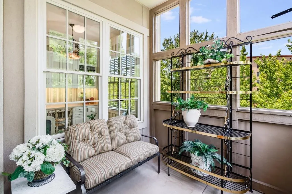 200 Riversedge Drive Unit 235, Atlanta, Georgia 30339, 3 Bedrooms Bedrooms, ,3 BathroomsBathrooms,Residential,Sold,200 Riversedge Drive Unit 235,7235769