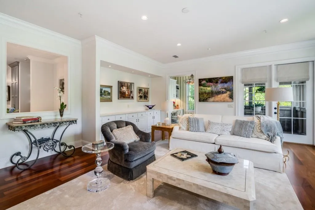 200 Riversedge Drive Unit 235, Atlanta, Georgia 30339, 3 Bedrooms Bedrooms, ,3 BathroomsBathrooms,Residential,Sold,200 Riversedge Drive Unit 235,7235769