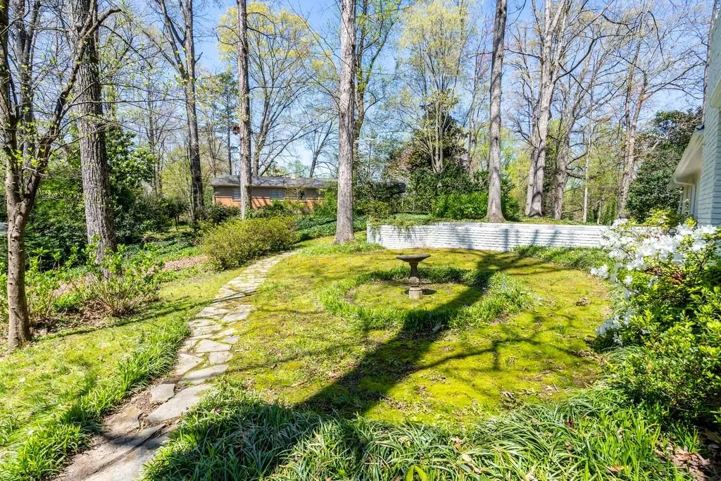 5614 Colton Drive, Atlanta, Georgia 30342, 3 Bedrooms Bedrooms, ,2 BathroomsBathrooms,Residential,Sold,5614 Colton Drive,6529791