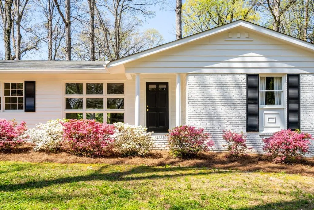 5614 Colton Drive, Atlanta, Georgia 30342, 3 Bedrooms Bedrooms, ,2 BathroomsBathrooms,Residential,Sold,5614 Colton Drive,6529791
