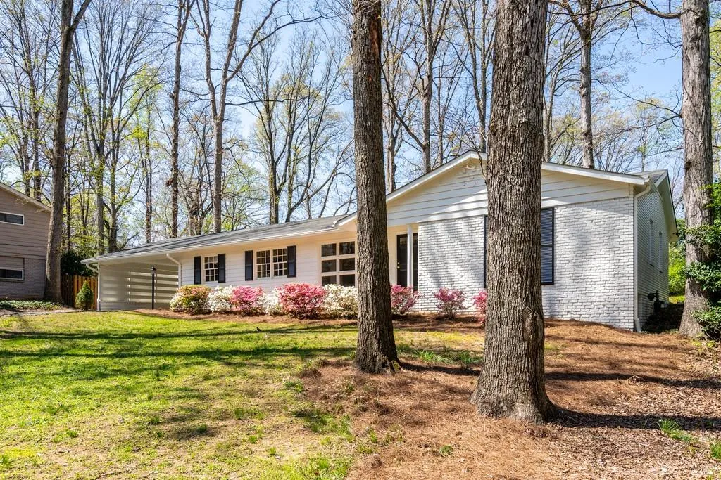 5614 Colton Drive, Atlanta, Georgia 30342, 3 Bedrooms Bedrooms, ,2 BathroomsBathrooms,Residential,Sold,5614 Colton Drive,6529791