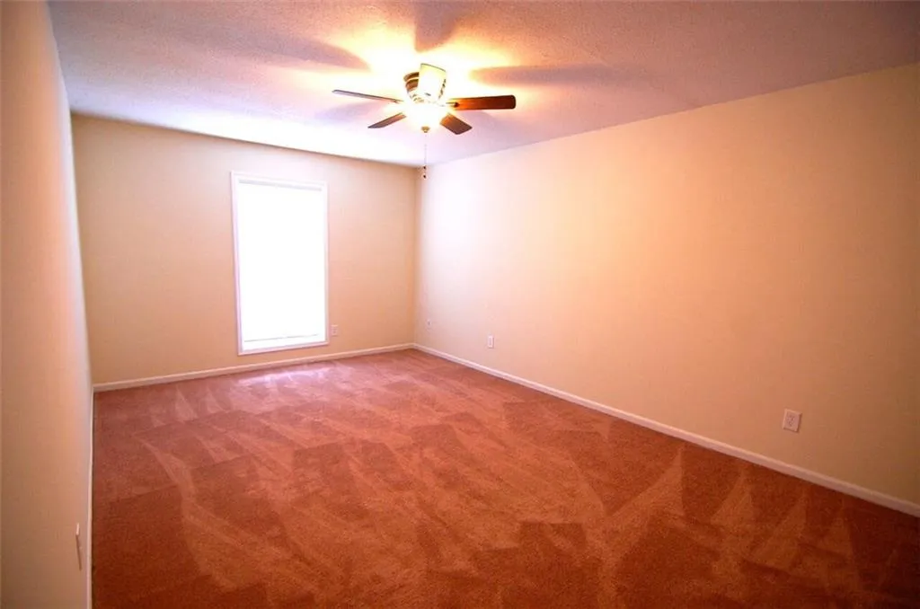 6851 Roswell Road Ne Unit F25, Atlanta, Georgia 30328, 2 Bedrooms Bedrooms, ,2 BathroomsBathrooms,Residential,Sold,6851 Roswell Road Ne Unit F25,5647936