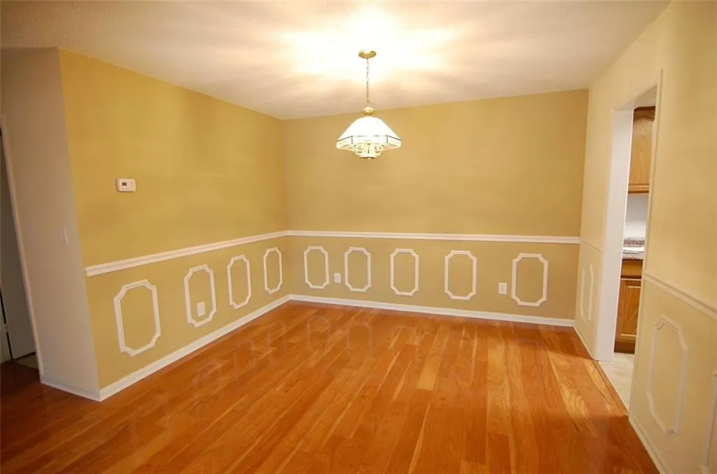 6851 Roswell Road Ne Unit F25, Atlanta, Georgia 30328, 2 Bedrooms Bedrooms, ,2 BathroomsBathrooms,Residential,Sold,6851 Roswell Road Ne Unit F25,5647936