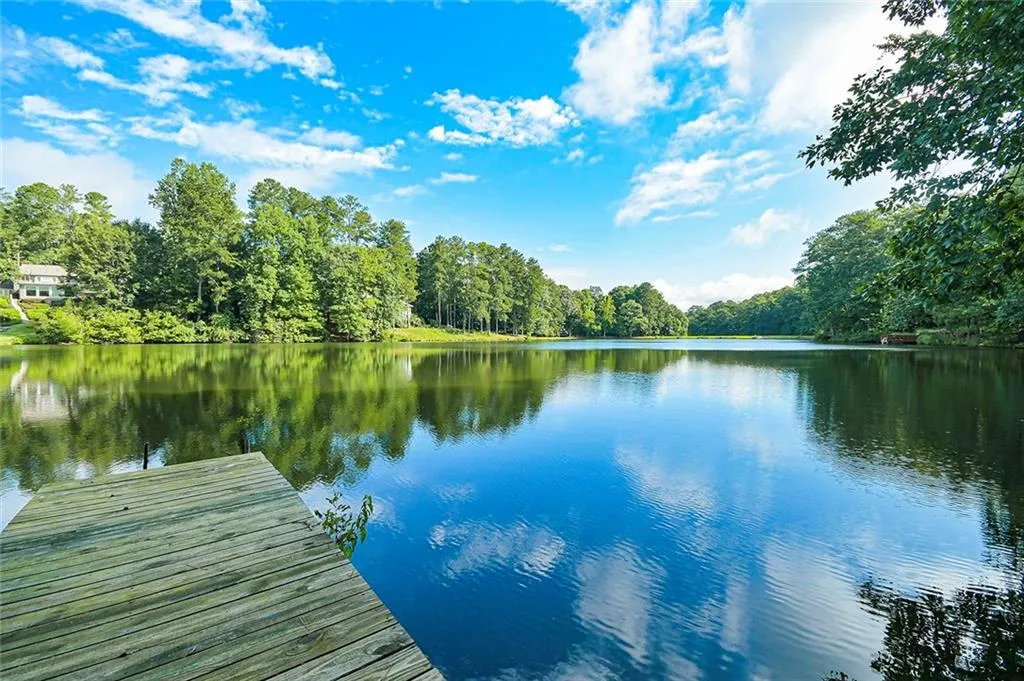 1714 Northridge Road, Sandy Springs, Georgia 30350, 4 Bedrooms Bedrooms, ,3 BathroomsBathrooms,Residential,Sold,1714 Northridge Road,6933751