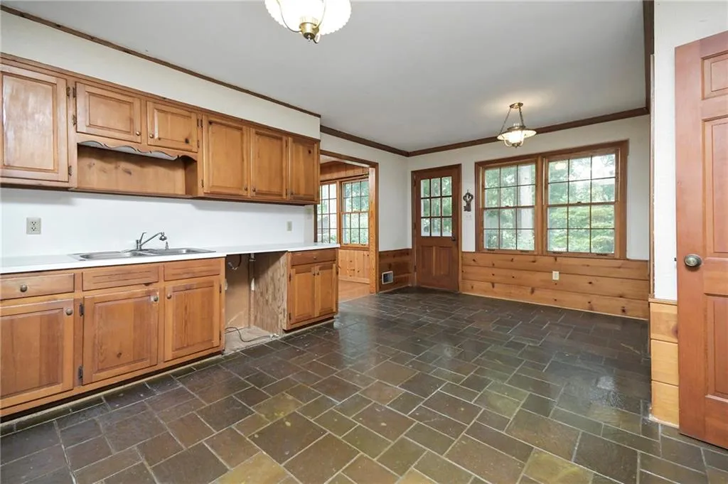 1714 Northridge Road, Sandy Springs, Georgia 30350, 4 Bedrooms Bedrooms, ,3 BathroomsBathrooms,Residential,Sold,1714 Northridge Road,6933751