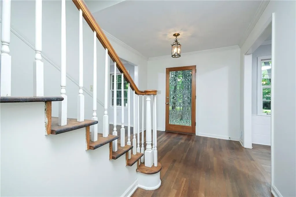 1714 Northridge Road, Sandy Springs, Georgia 30350, 4 Bedrooms Bedrooms, ,3 BathroomsBathrooms,Residential,Sold,1714 Northridge Road,6933751