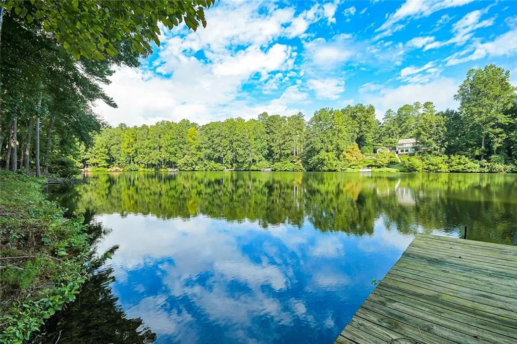 1714 Northridge Road, Sandy Springs, Georgia 30350, 4 Bedrooms Bedrooms, ,3 BathroomsBathrooms,Residential,Sold,1714 Northridge Road,6933751